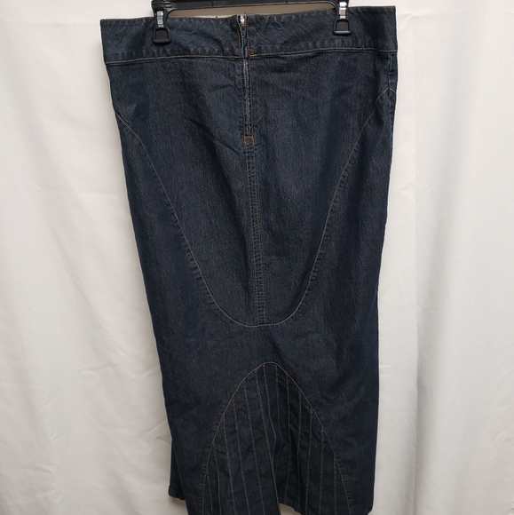Women's Blue Denim Mermaid Jean Skirt 75T - Picture 5 of 5